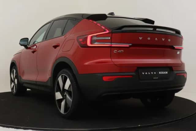 Volvo C40 (2021) thumbnail 4