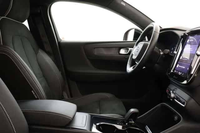 Volvo C40 (2021) thumbnail 7