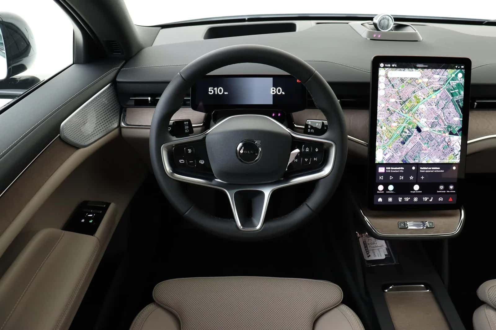 Volvo ES90 (2026) — foto 1