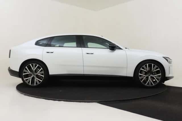 Volvo ES90 (2026) thumbnail 12