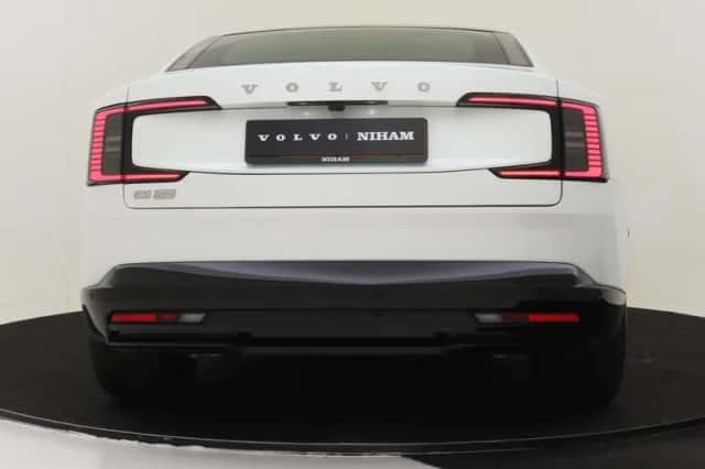 Volvo ES90 (2026) thumbnail 14