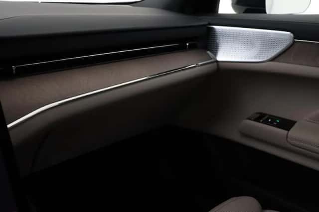 Volvo ES90 (2026) thumbnail 17
