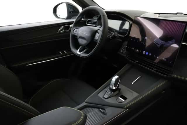 Lynk & Co 01 (2026) thumbnail 5
