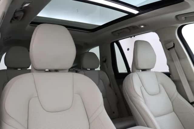 Volvo XC90 (2025) thumbnail 11