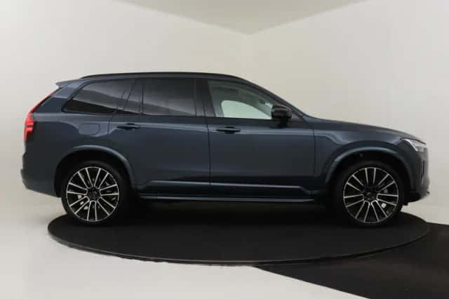 Volvo XC90 (2025) thumbnail 12