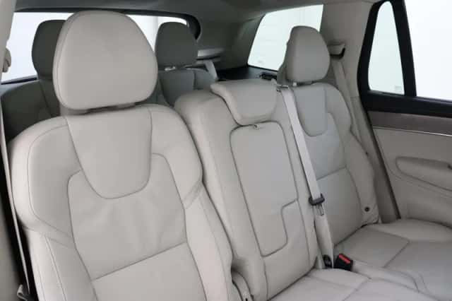 Volvo XC90 (2025) thumbnail 13