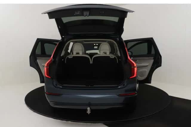 Volvo XC90 (2025) thumbnail 22