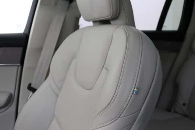 Volvo XC90 (2025) thumbnail 29
