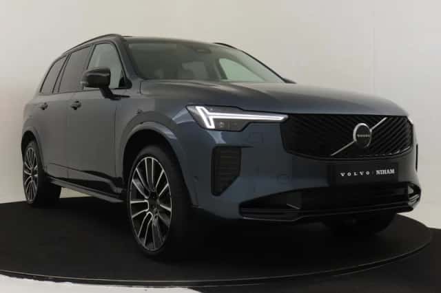 Volvo XC90 (2025) thumbnail 10