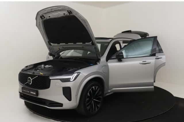 Volvo XC90 (2025) thumbnail 16