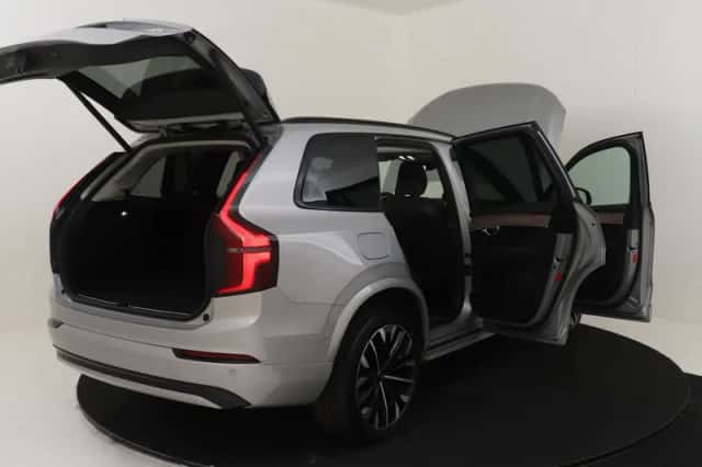 Volvo XC90 (2025) thumbnail 18