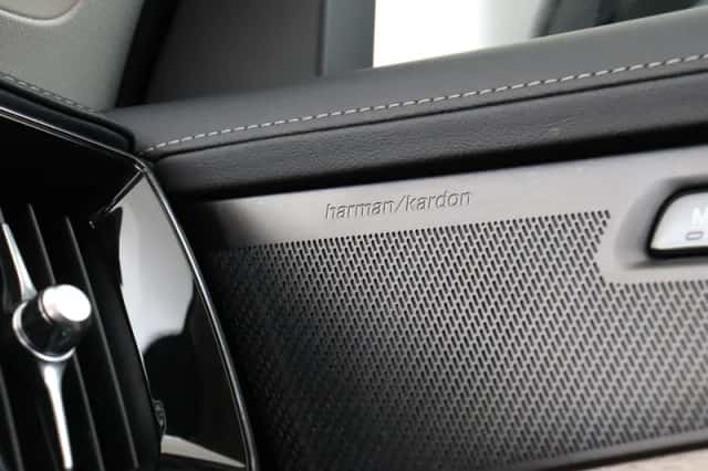 Volvo XC90 (2025) thumbnail 25