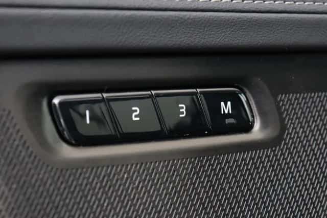 Volvo XC90 (2025) thumbnail 29