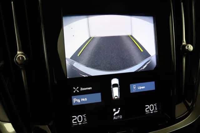 Volvo V60 (2021) thumbnail 25