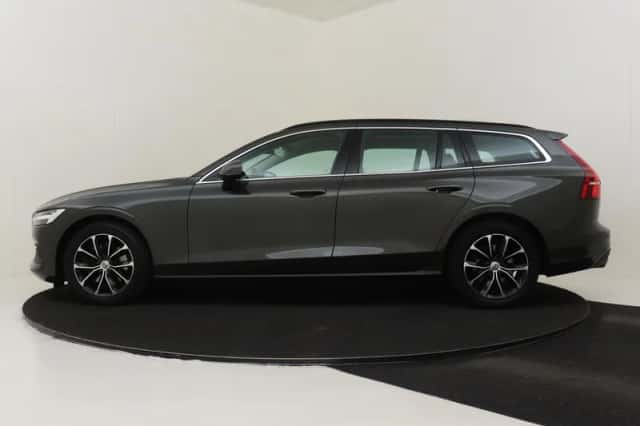 Volvo V60 (2021) thumbnail 6