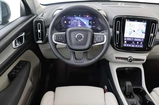 Volvo XC40 (2026)