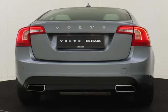 Volvo S60 (2018) thumbnail 14