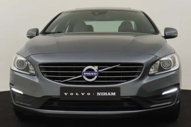 Volvo S60 (2018) thumbnail 8