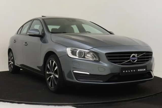 Volvo S60 (2018) thumbnail 10