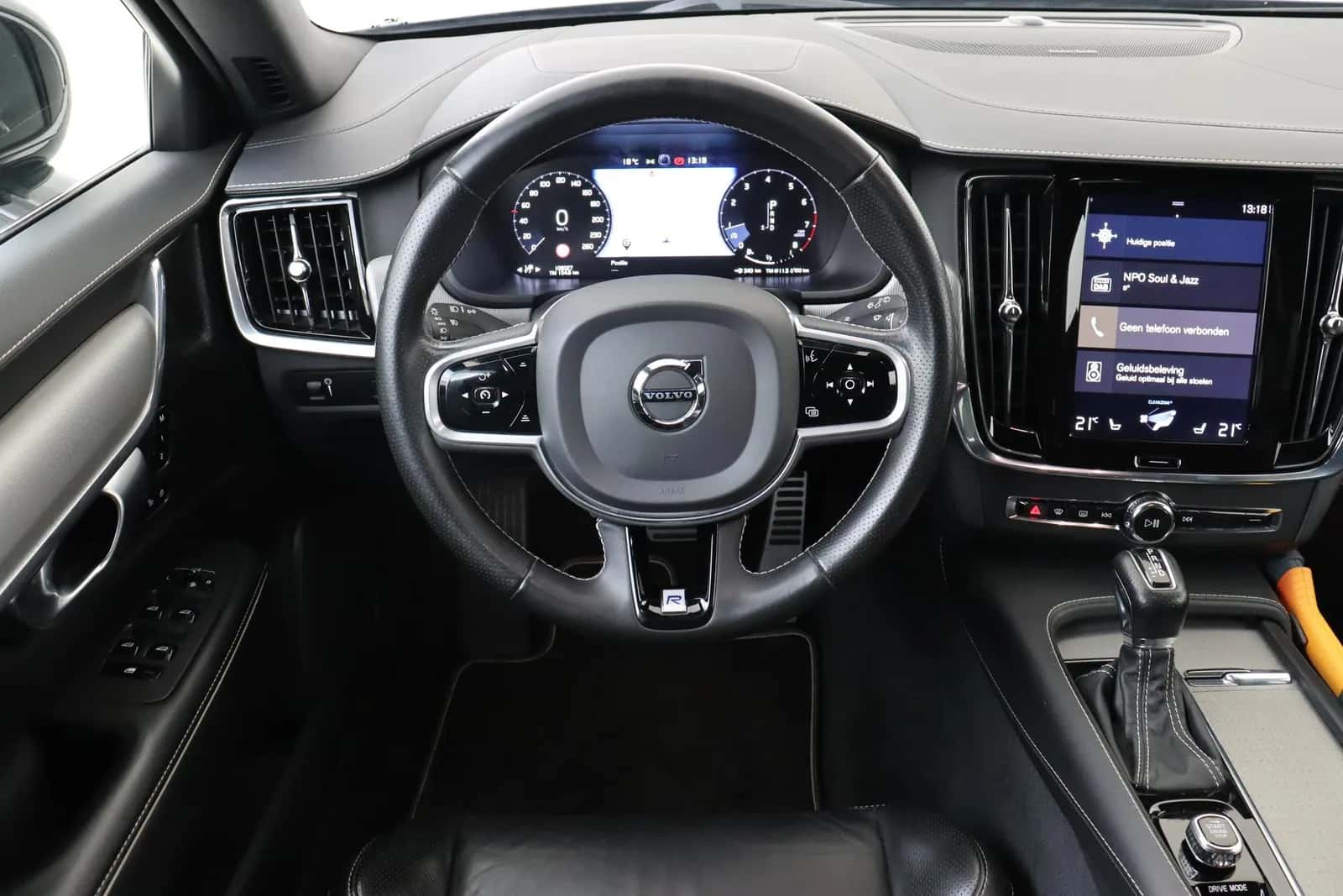 Volvo V90 (2020) — foto 1