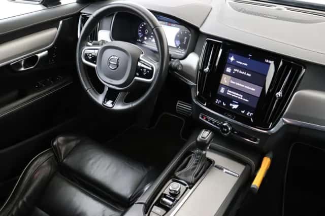 Volvo V90 (2020) thumbnail 5