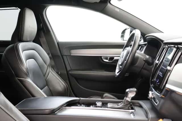 Volvo V90 (2020) thumbnail 7