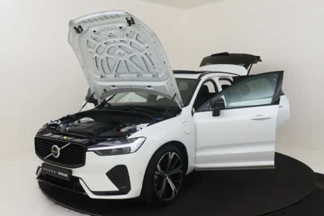 Volvo XC60 (2025) thumbnail 16