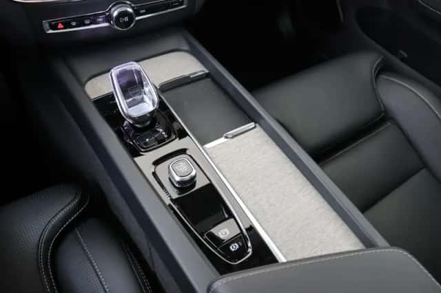 Volvo XC60 (2025) thumbnail 25