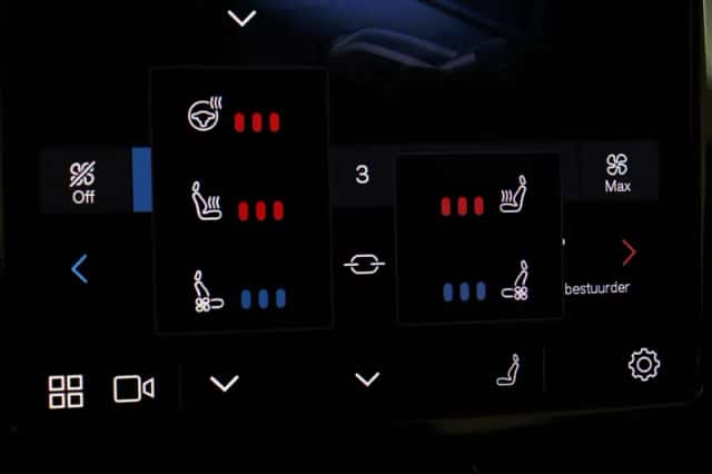 Volvo XC60 (2025) thumbnail 29