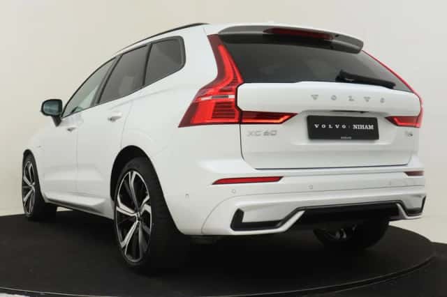 Volvo XC60 (2025) thumbnail 4
