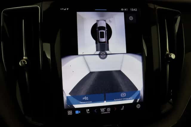 Volvo XC60 (2025) thumbnail 34
