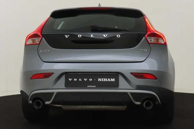 Volvo V40 (2015) thumbnail 14