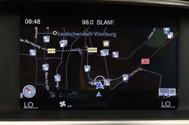 Volvo V40 (2015) thumbnail 25