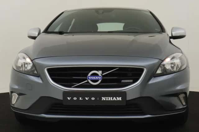 Volvo V40 (2015) thumbnail 8