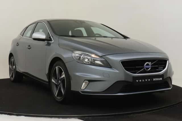 Volvo V40 (2015) thumbnail 10