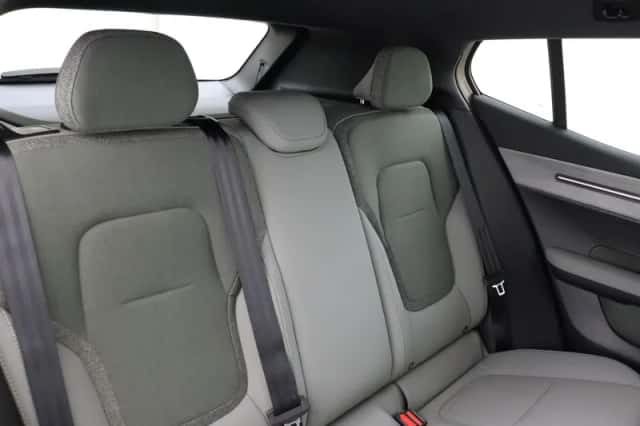 Volvo EX30 (2026) thumbnail 11