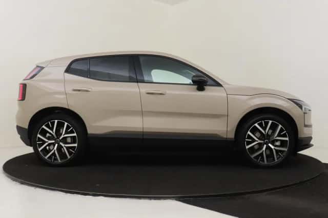 Volvo EX30 (2026) thumbnail 12
