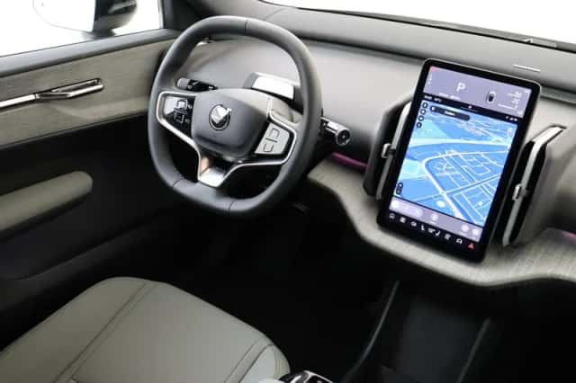 Volvo EX30 (2026) thumbnail 5