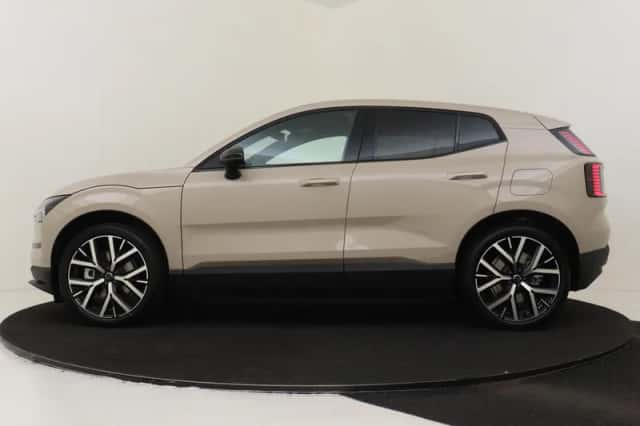 Volvo EX30 (2026) thumbnail 6
