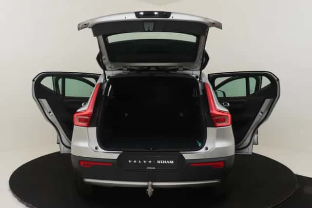 Volvo XC40 (2018) thumbnail 22