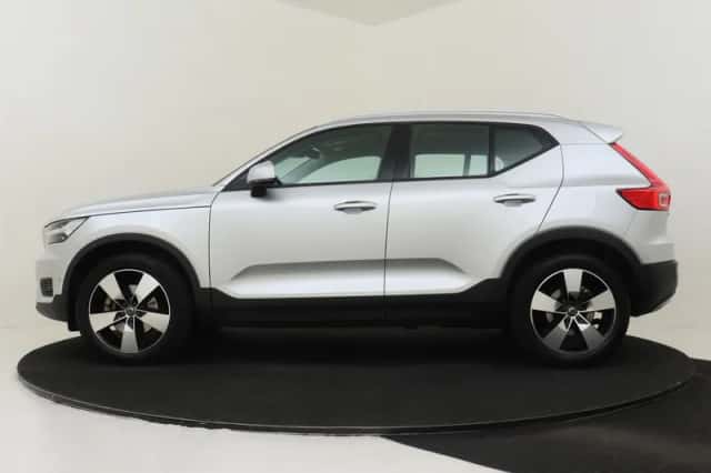 Volvo XC40 (2018) thumbnail 6