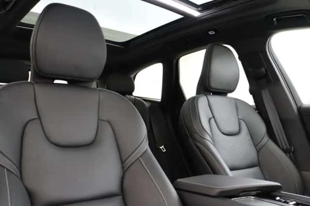 Volvo XC60 (2025) thumbnail 11