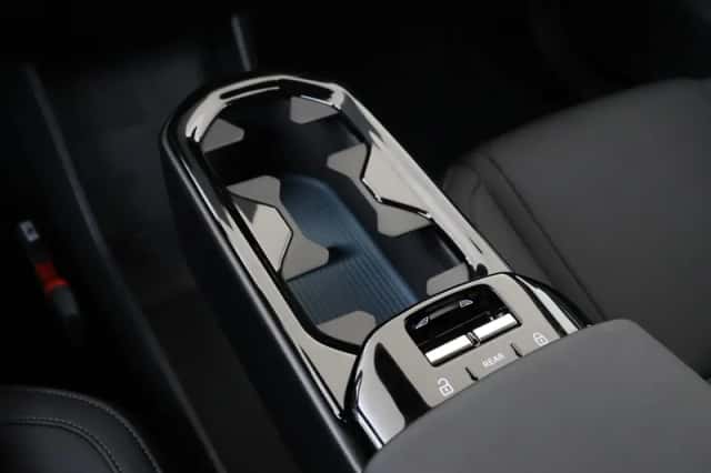 Volvo EX30 (2026) thumbnail 19