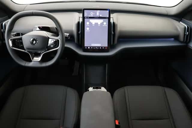 Volvo EX30 (2026) thumbnail 3
