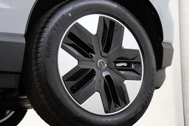 Volvo EX30 (2026) thumbnail 34