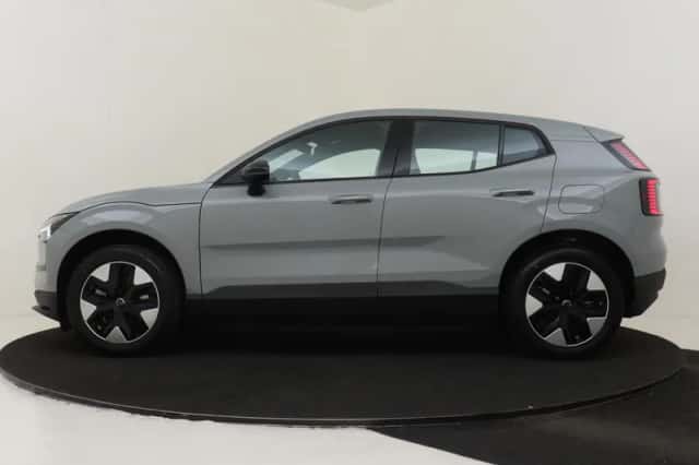 Volvo EX30 (2026) thumbnail 6