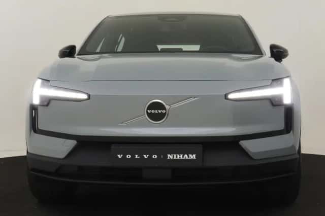 Volvo EX30 (2026) thumbnail 8
