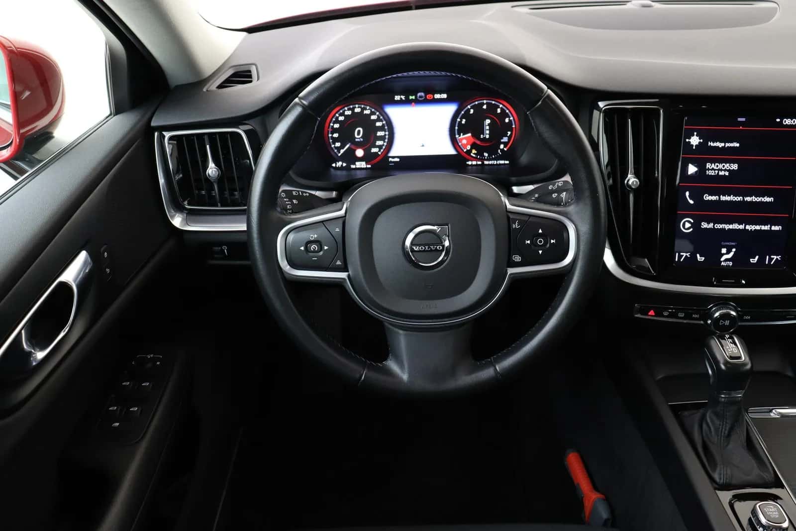 Volvo V60 (2019) — foto 1