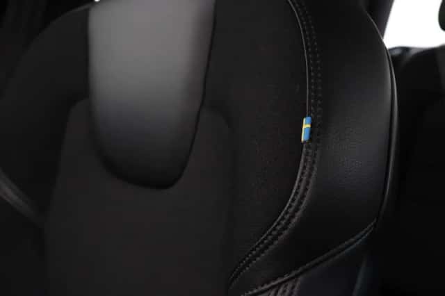 Volvo V60 (2019) thumbnail 15