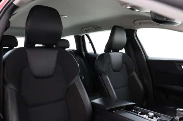 Volvo V60 (2019) thumbnail 9